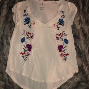 American Eagle embroidered shirt